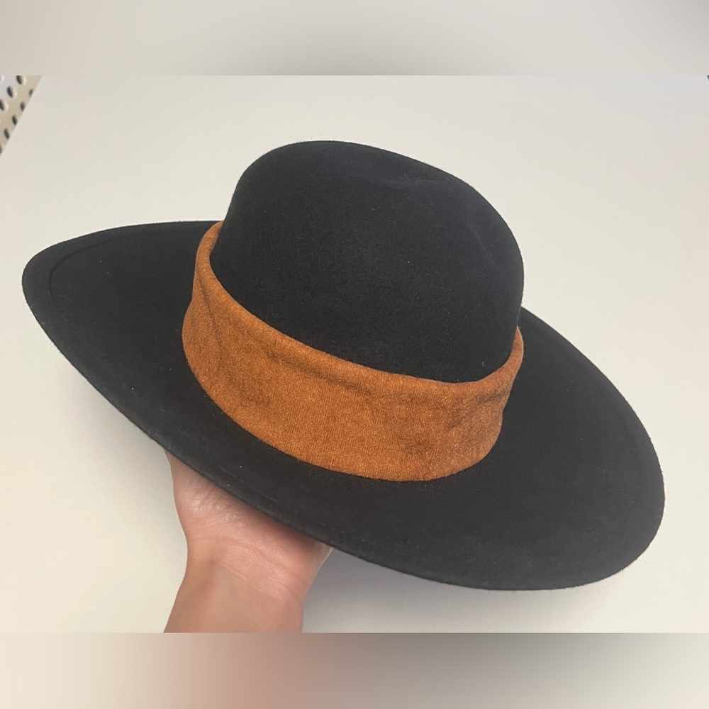 VTG 80s Importina Women’s Black Wide Brim Faux Wool Brown Band Hat